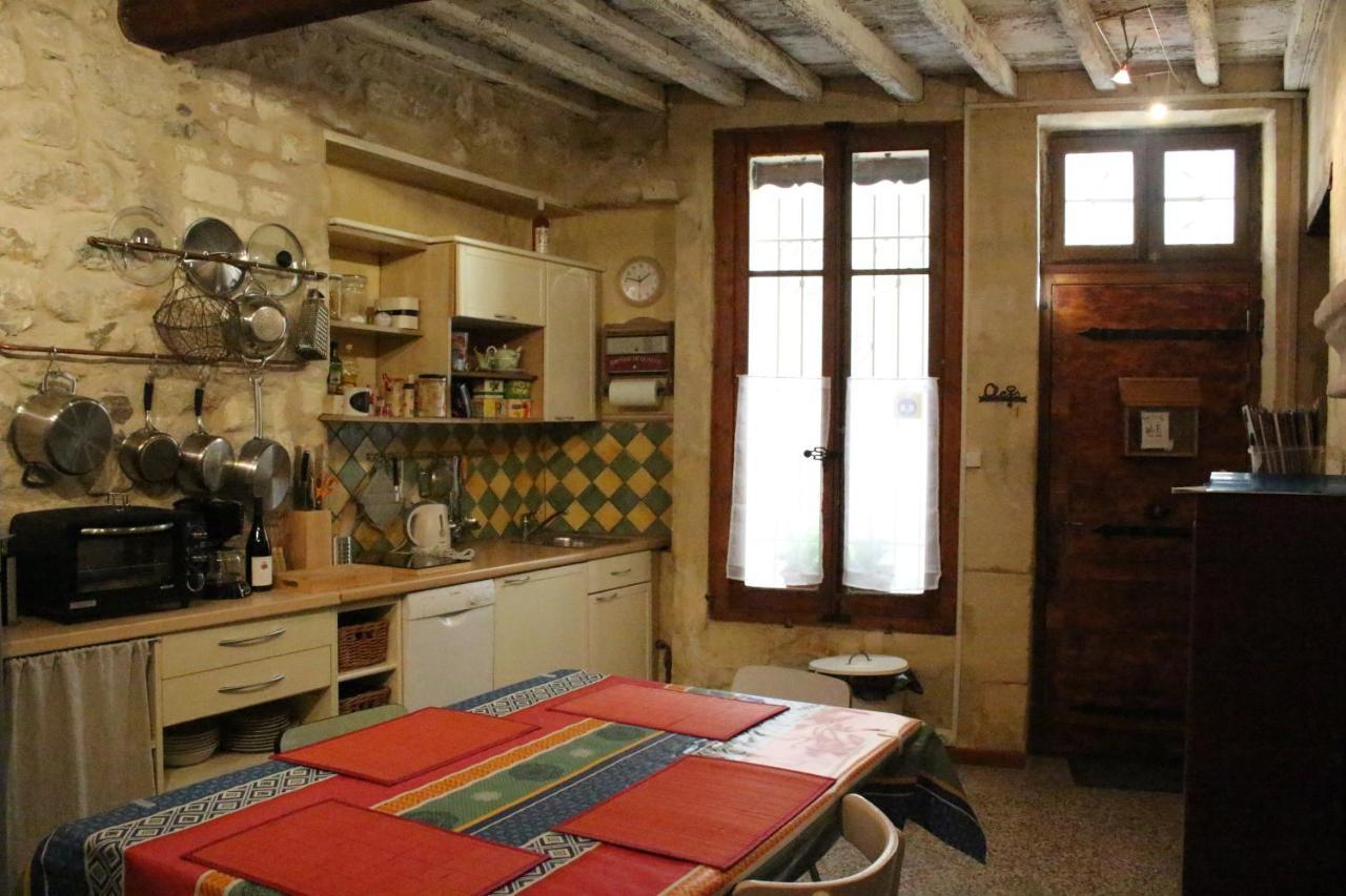 La Maison De Lara Villa Арл Екстериор снимка